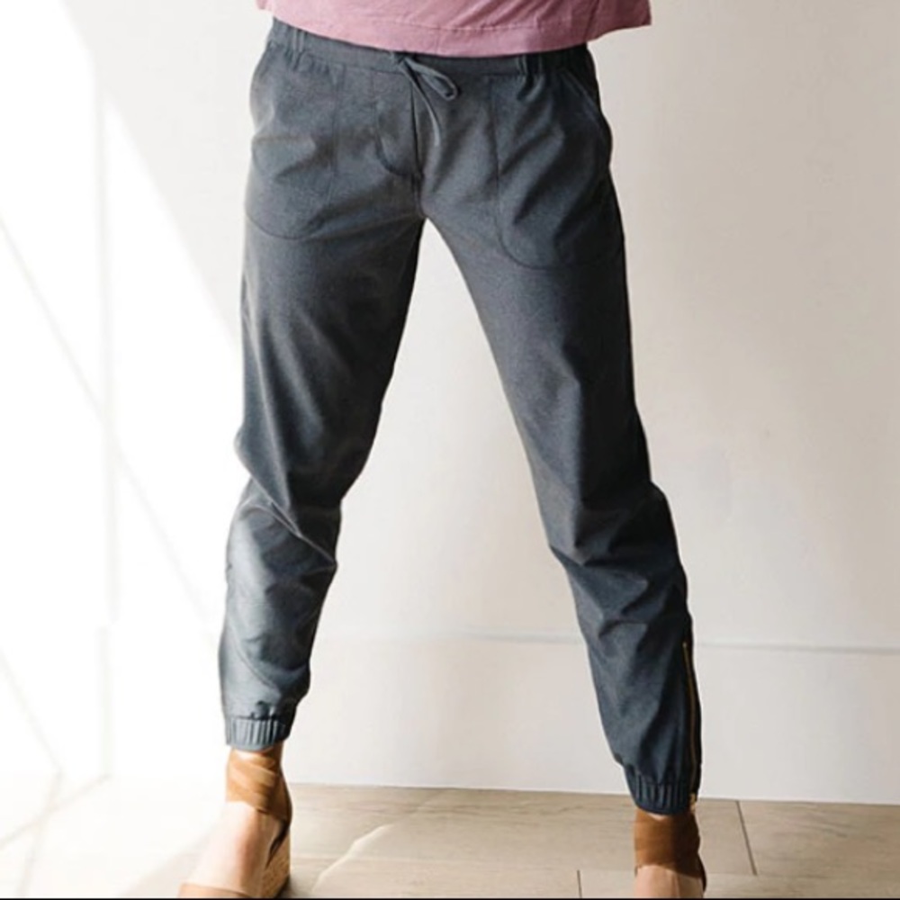 Albion Fit Jetsetters heather charcoal size small EUC